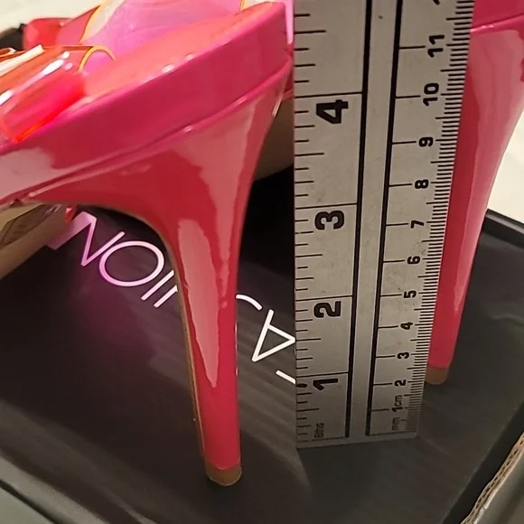 Pink Pump Heel - Picture 4 of 8